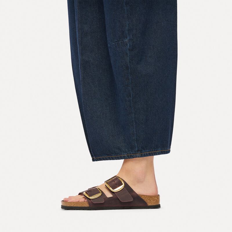 BIRKENSTOCK Arizona Big Buckle Natural Leather Oiled Habana Classic Fit detail