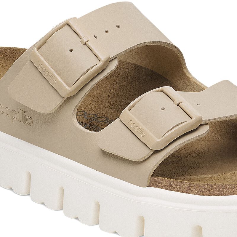 BIRKENSTOCK Arizona Chunky Birko-Flor Sandcastle Soft Footbed detail