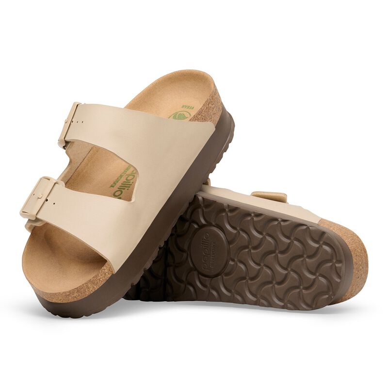 BIRKENSTOCK Arizona Flex Platform Birko-Flor Sandcastle Soft Footbed detail