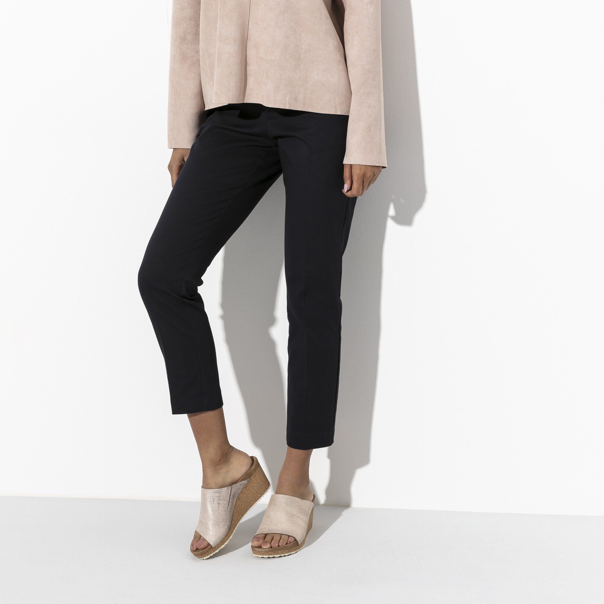 Namica Suede Leather