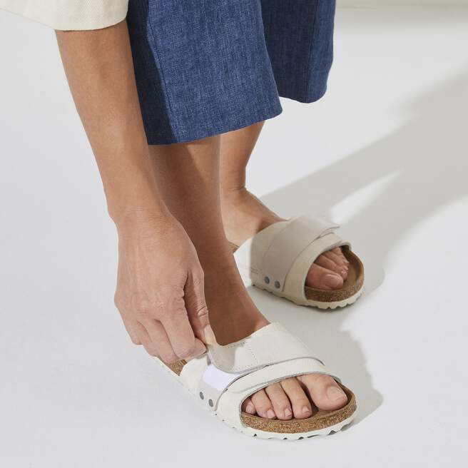 product photo 8 of 9