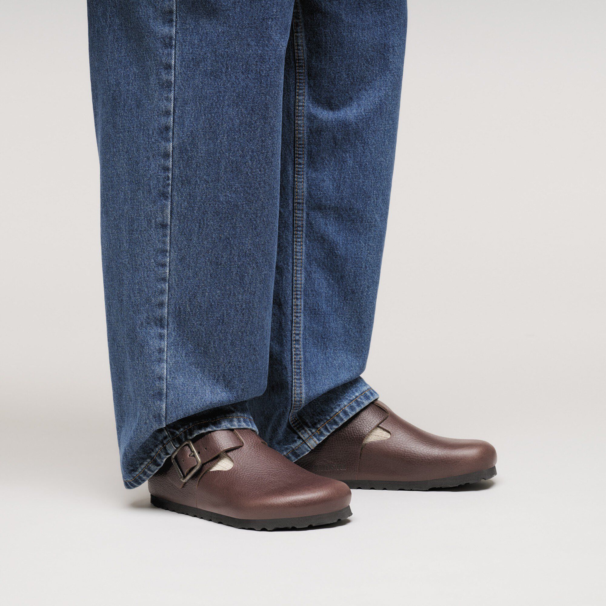 BIRKENSTOCK London ブラウン 39 London Suede Leather in Color Mink | BIRKENSTOCK US