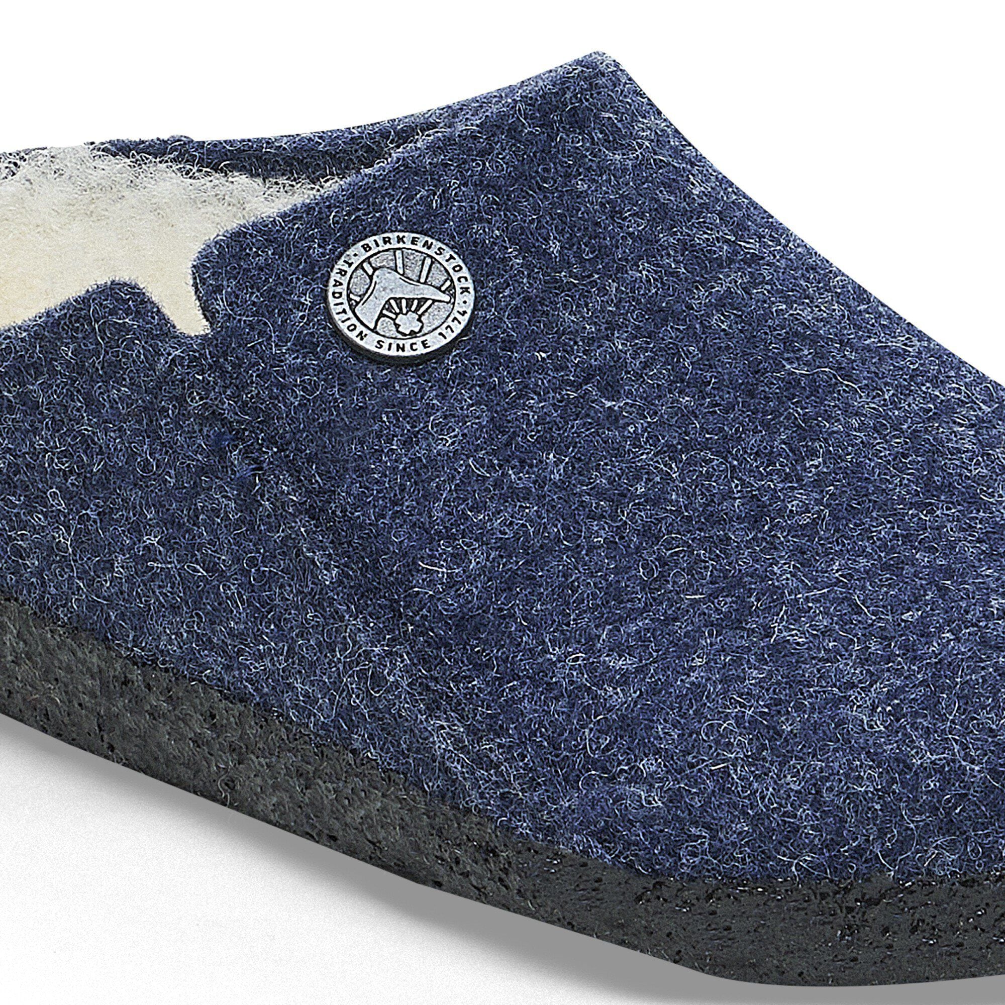 Zermatt Kids Shearling Feutre Close-up view showing material detail image num&eacute;ro 5