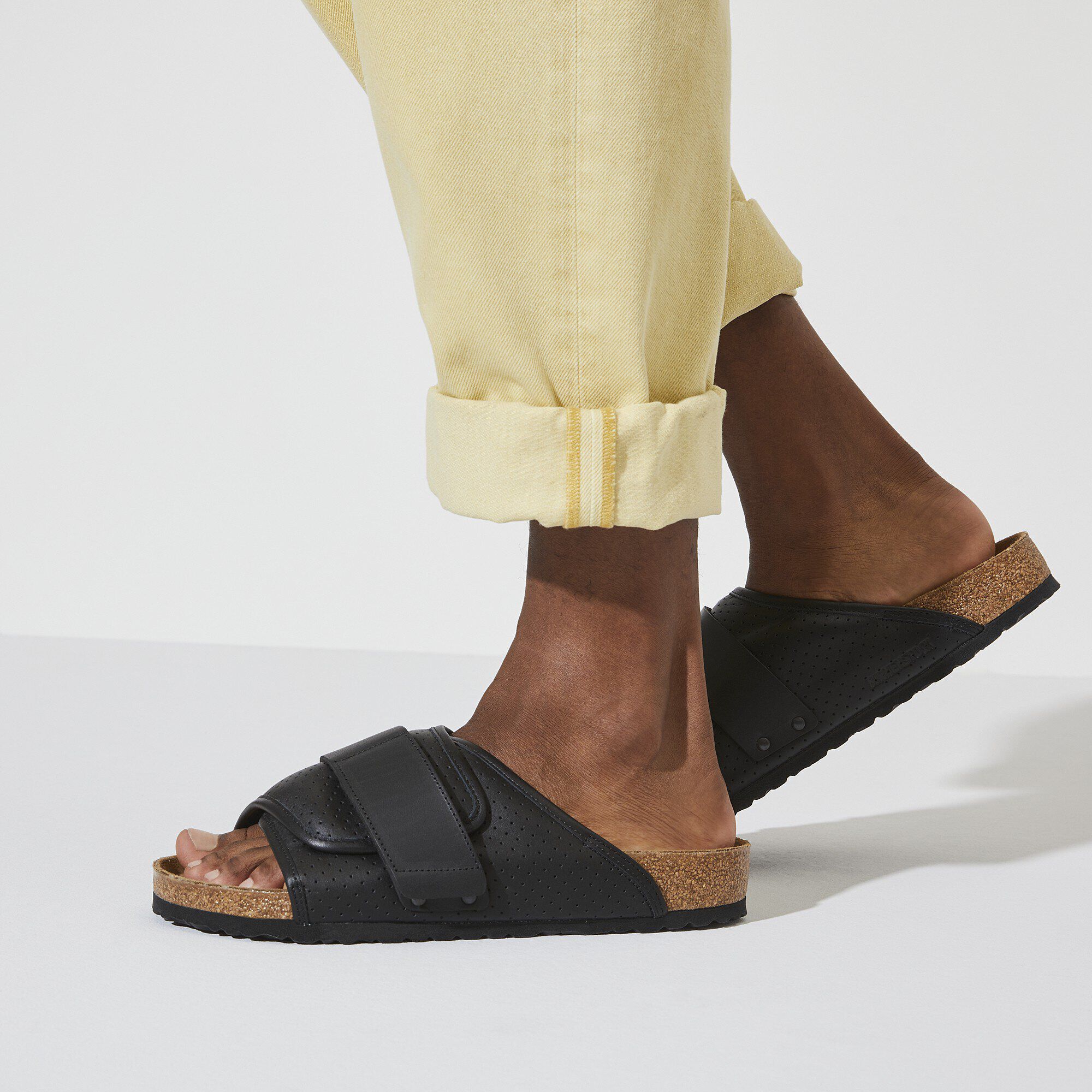 Kyoto Leather in Color Puff Pack Black | BIRKENSTOCK US