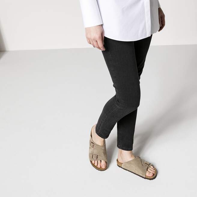 product photo 4 of 9