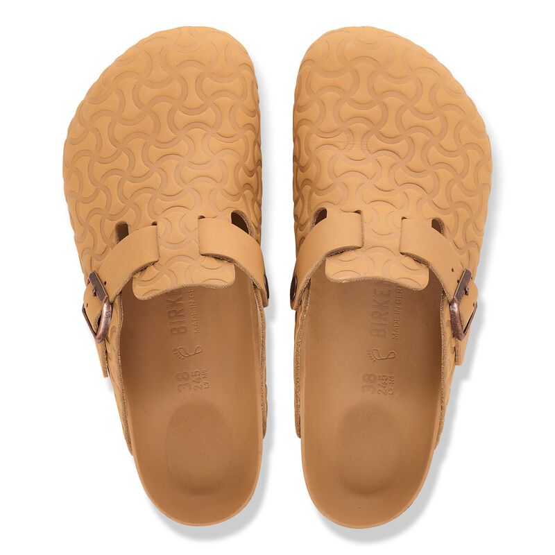 BIRKENSTOCK Boston Natural Leather Embossed Nature Trail Easy detail