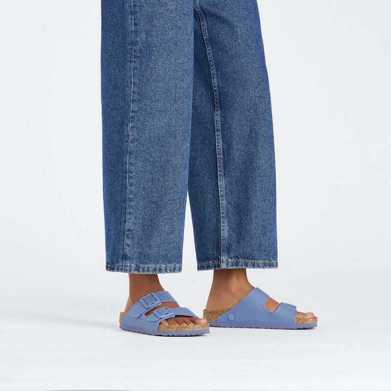 BIRKENSTOCK Arizona Rivet Logo Textile Elemental Blue Soft Footbed detail