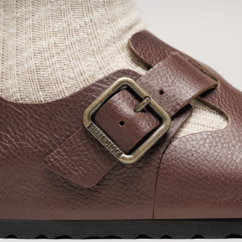 BIRKENSTOCK London Wire Buckle Natural Leather Vintage Wood Roast Walk Edit detail