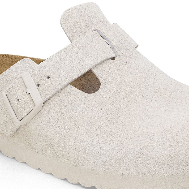 BIRKENSTOCK Boston Soft Footbed Suede Leather Antique White Lounge Fit detail