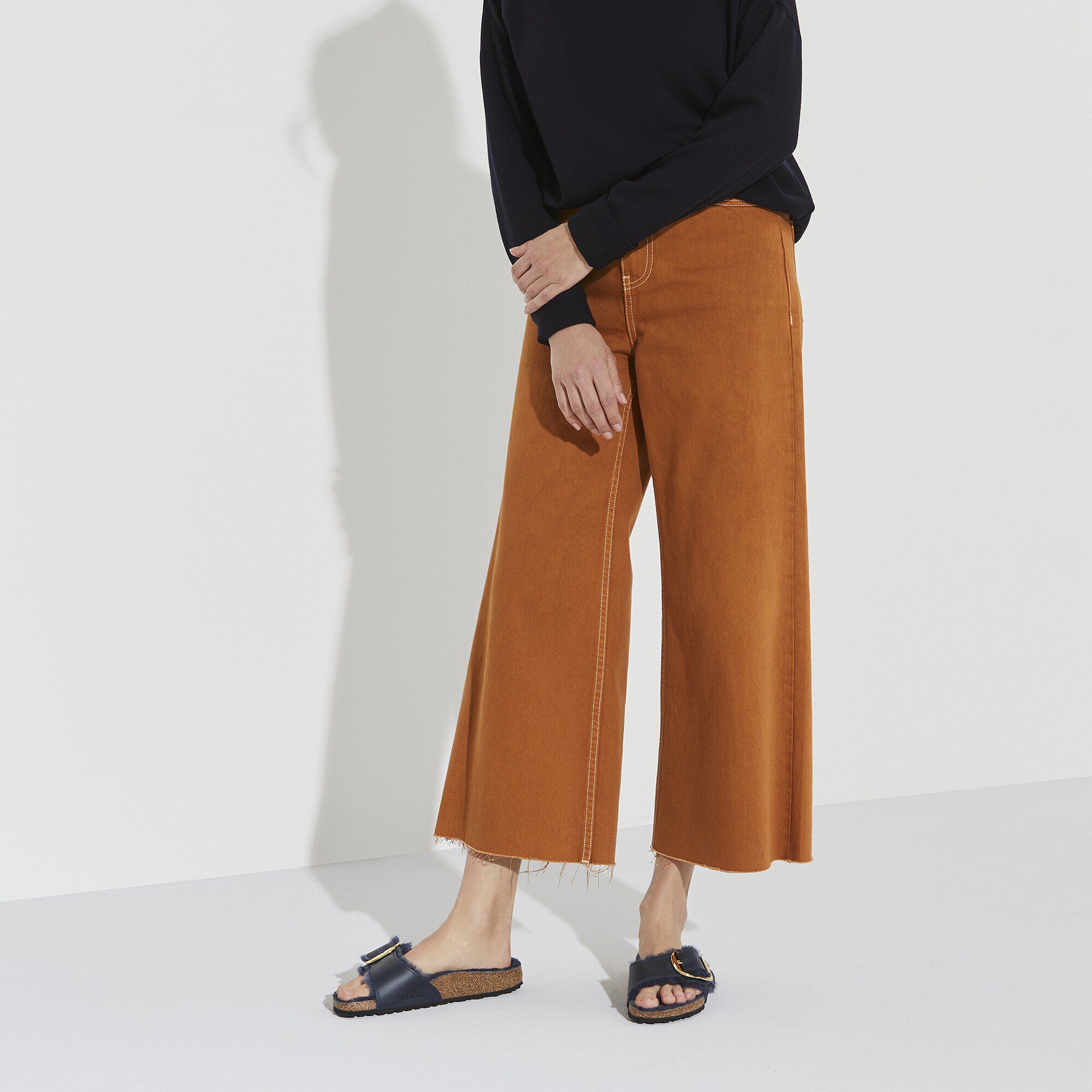 Madrid Big Buckle Shearling Oiled Leather