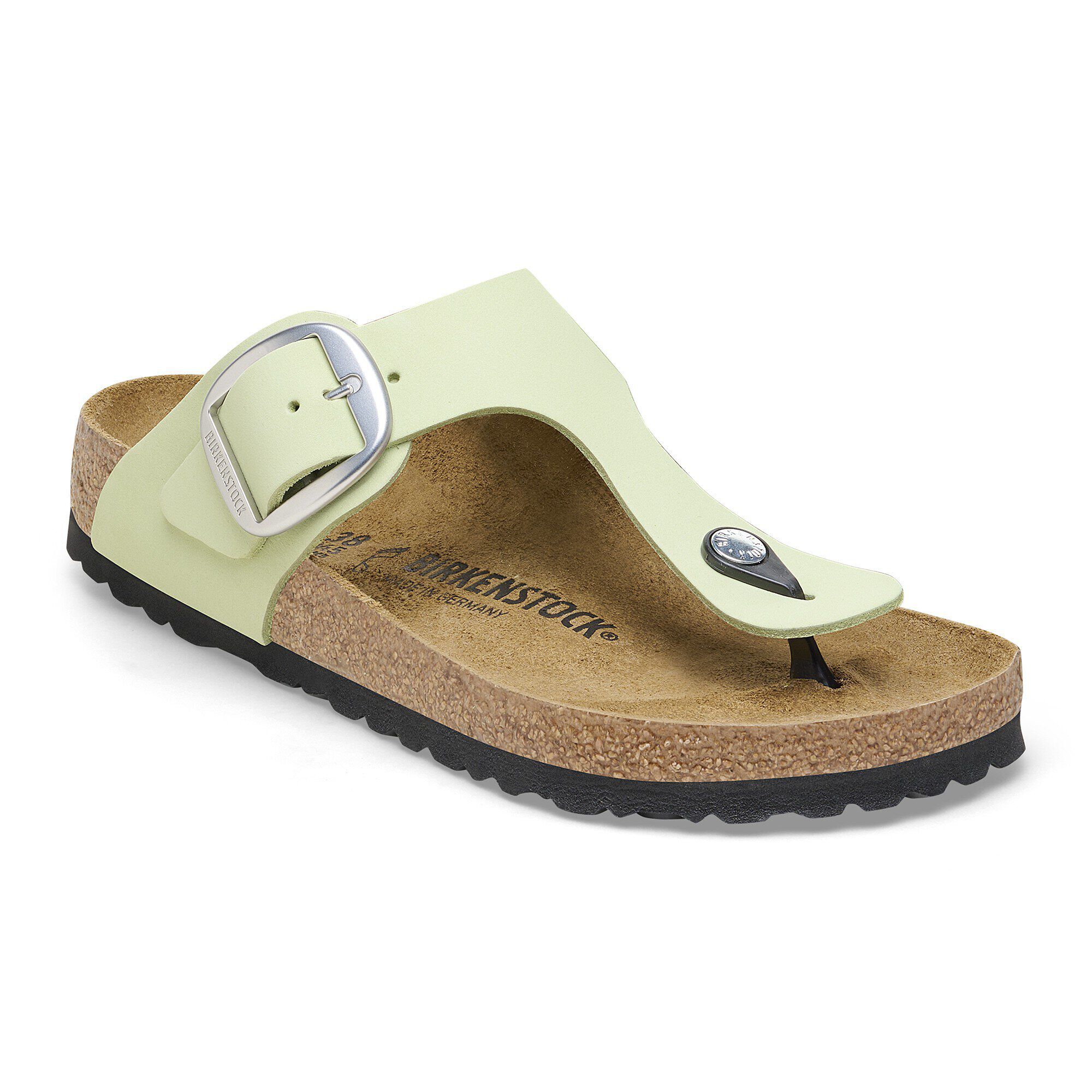 Gizeh Big Buckle Nubuck Leather in Color Faded Lime