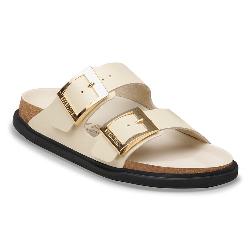 BIRKENSTOCK Arizona Droplet Buckle Natural Leather Patent High Shine Oyster Soft Footbed detail