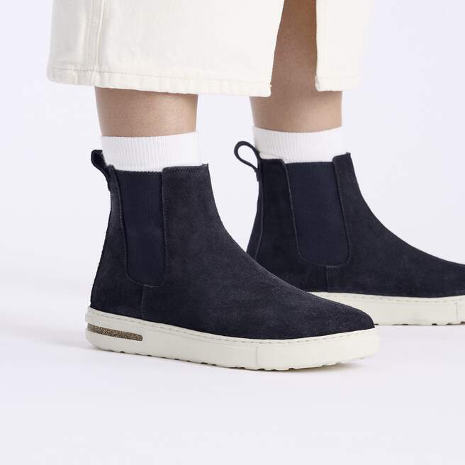 Bend Chelsea Suede Leather