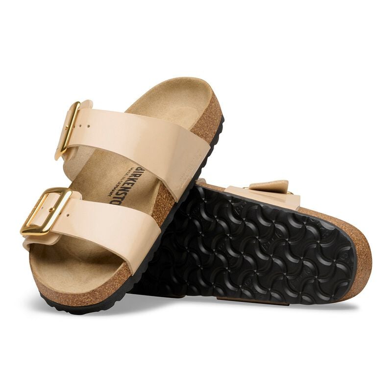 BIRKENSTOCK Sydney Cushion Buckle Birko-Flor Patent Patent Sand Trail Easy detail