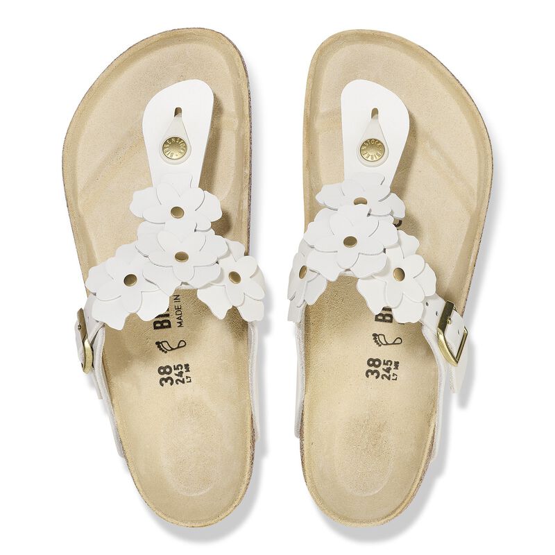 BIRKENSTOCK Gizeh Flower Embellishment Natural Leather White Trail Easy detail