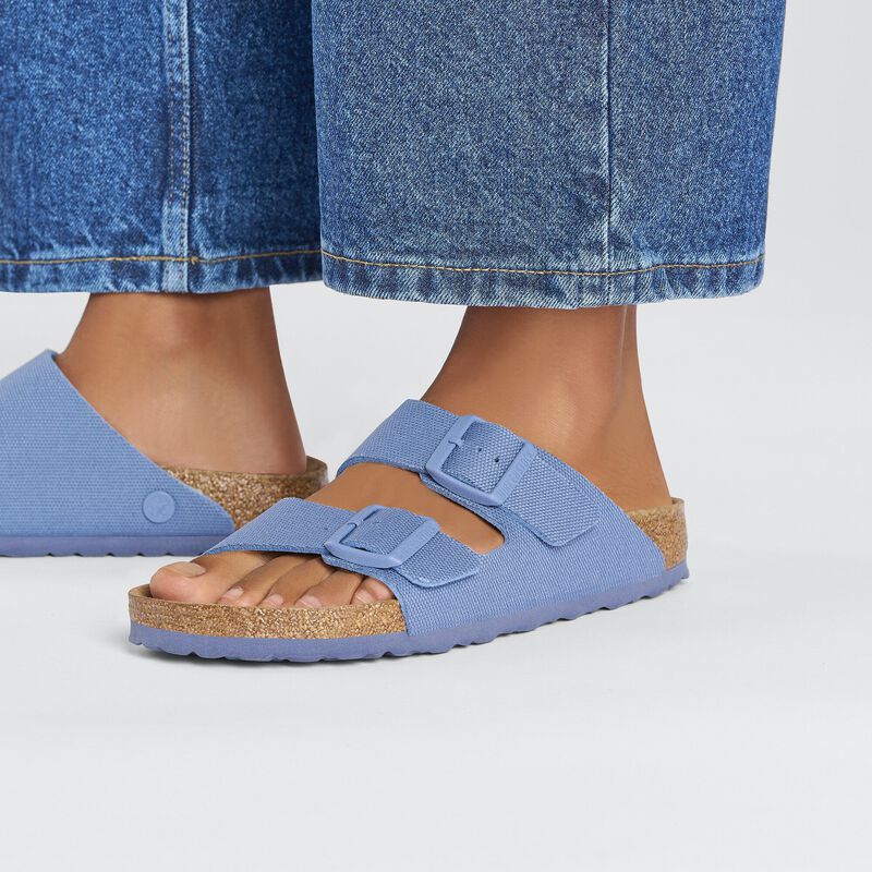 BIRKENSTOCK Arizona Rivet Logo Textile Elemental Blue Soft Footbed detail