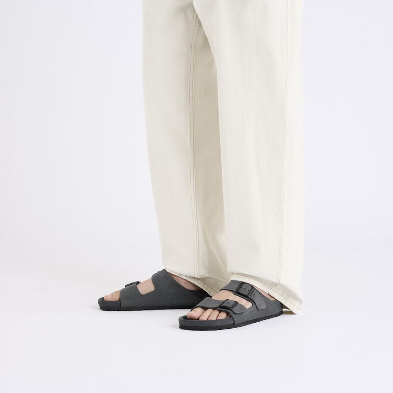 BIRKENSTOCK Arizona Suede Leather Charcoal Lounge Fit detail