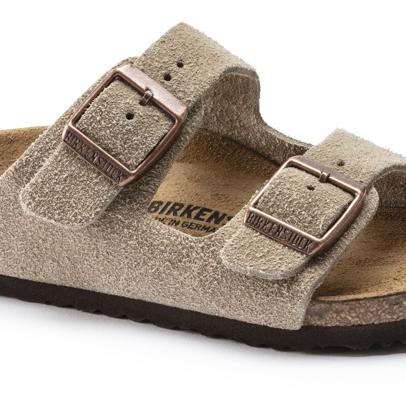 BIRKENSTOCK Arizona Kids Suede Leather Taupe Contour Sole detail
