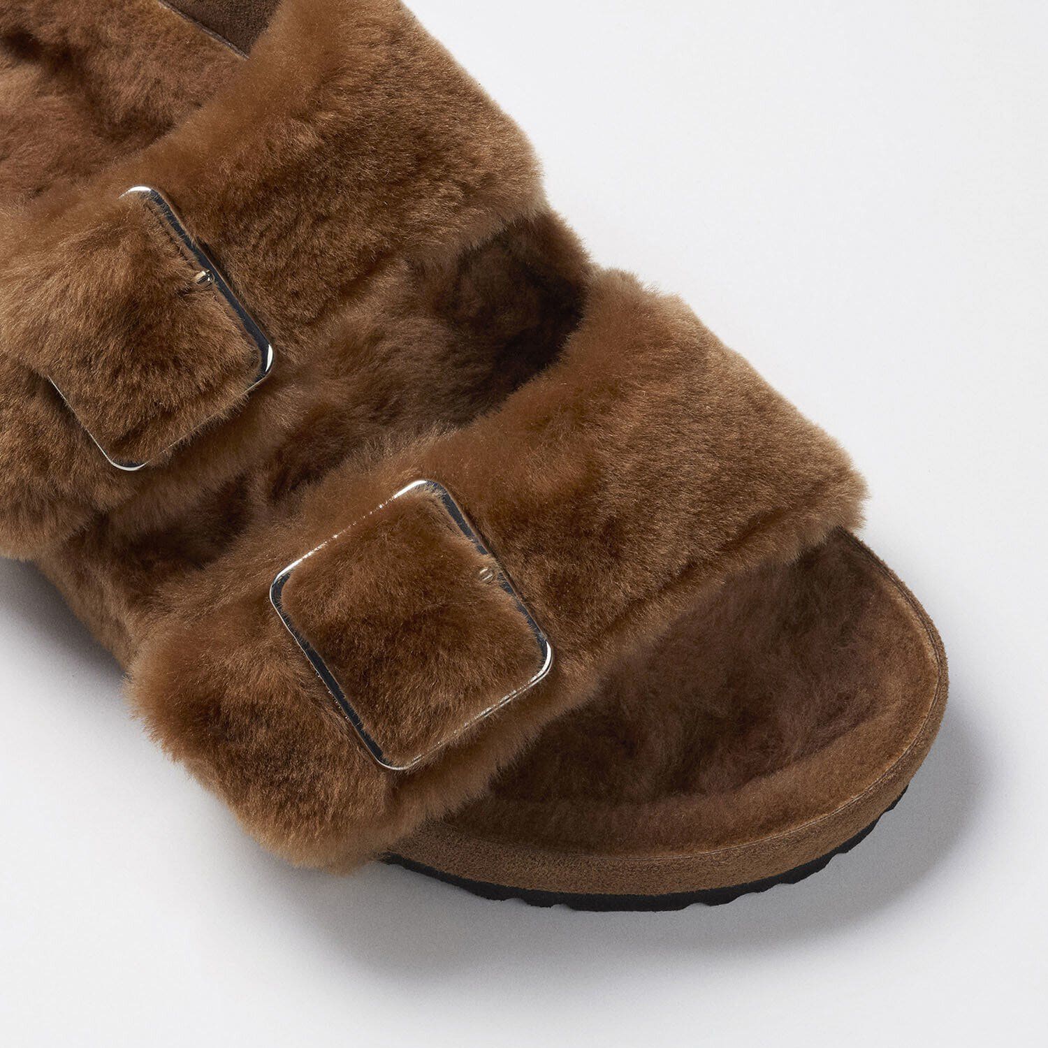 1774 Arizona Shearling Cowhide - a top view