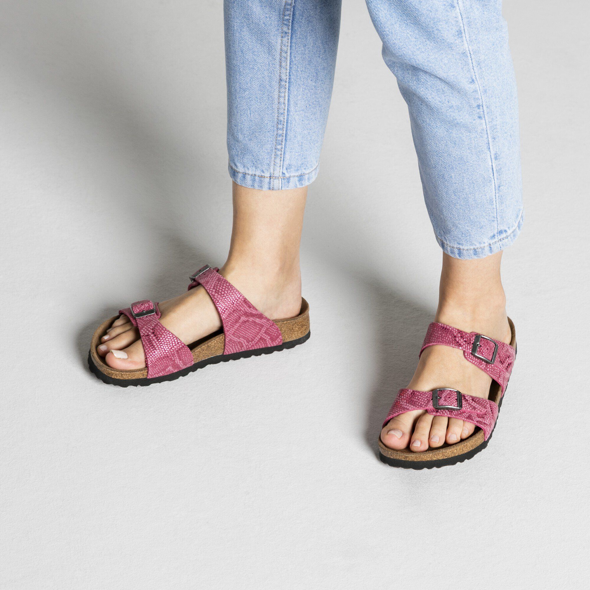 Sydney Nubuck Leather