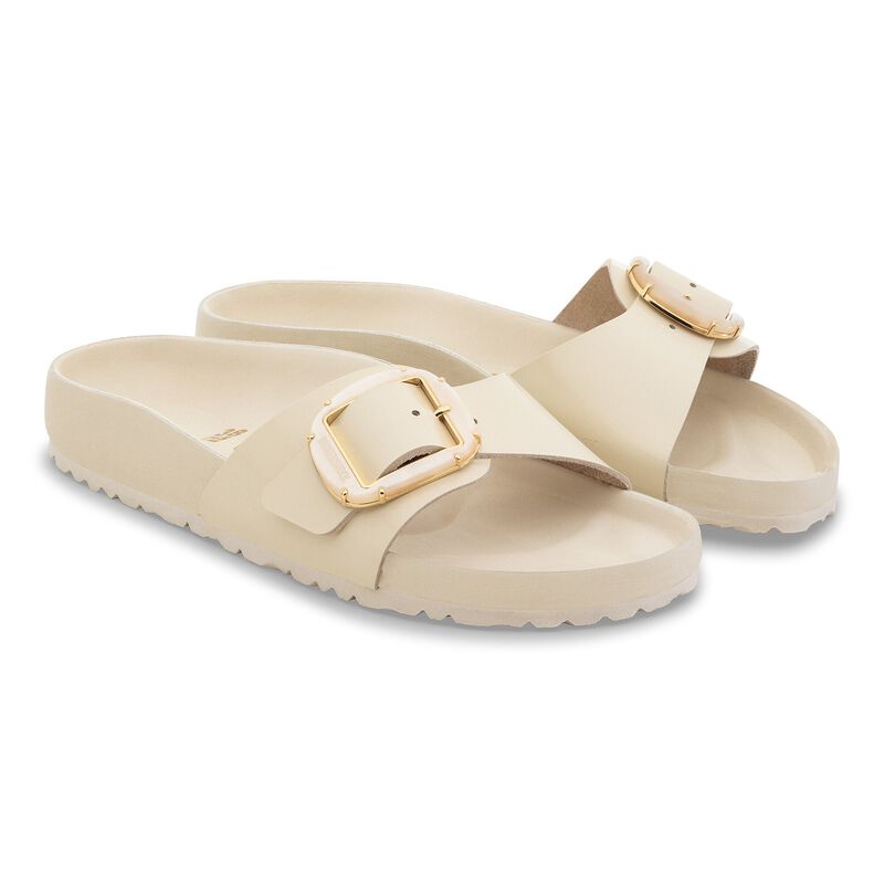 BIRKENSTOCK Madrid Big Buckle Pearl Natural Leather Patent High Shine Ecru Daily Comfort detail
