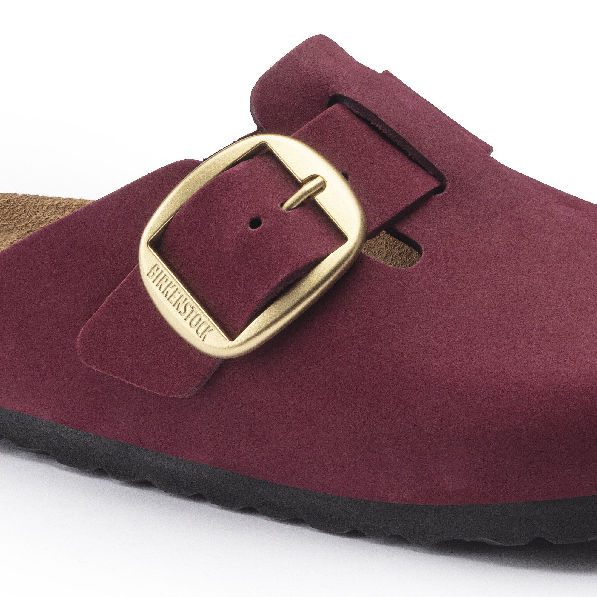 Boston Big Buckle Nubuck Leather