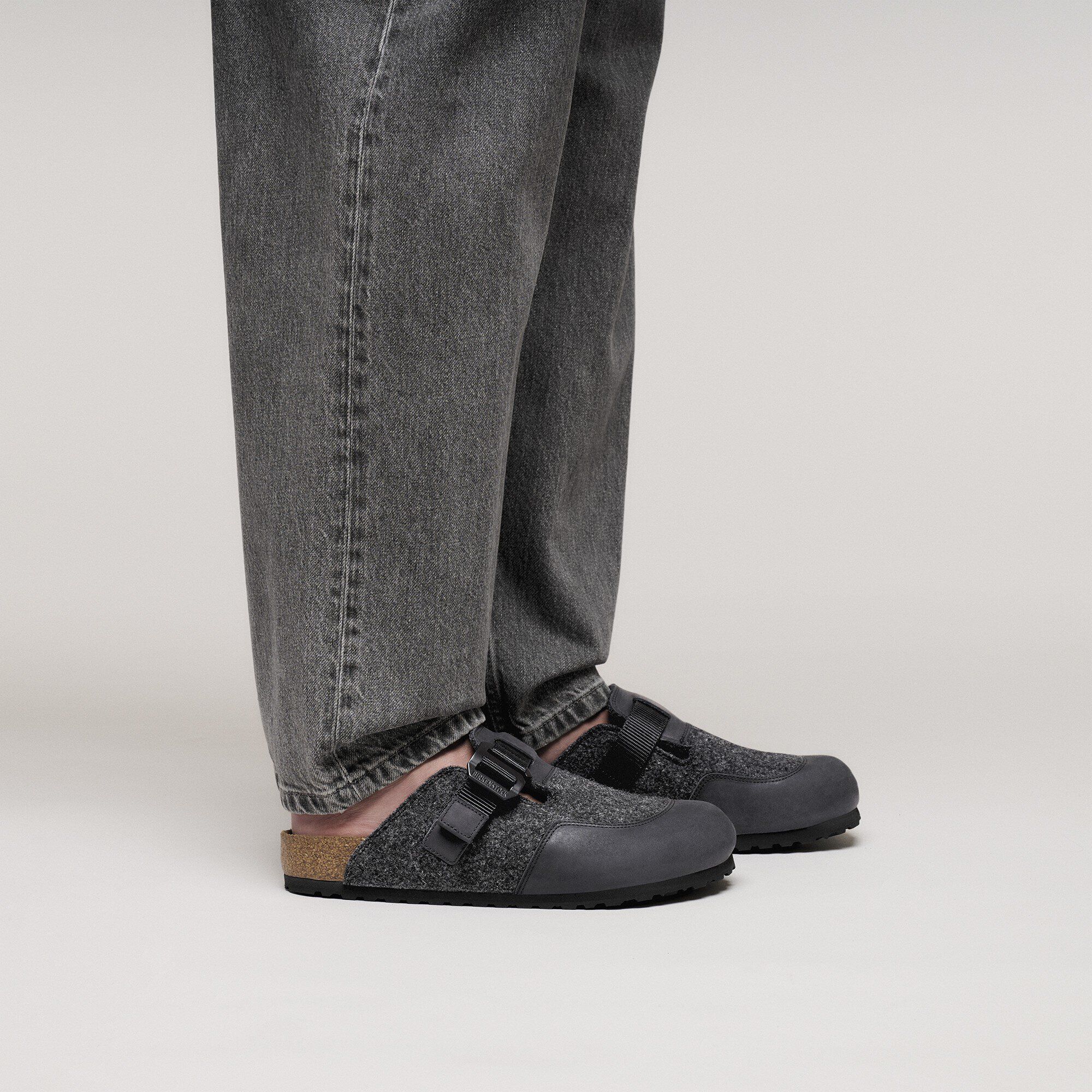 Boston Nova Leather/Textile/Felt with a male model