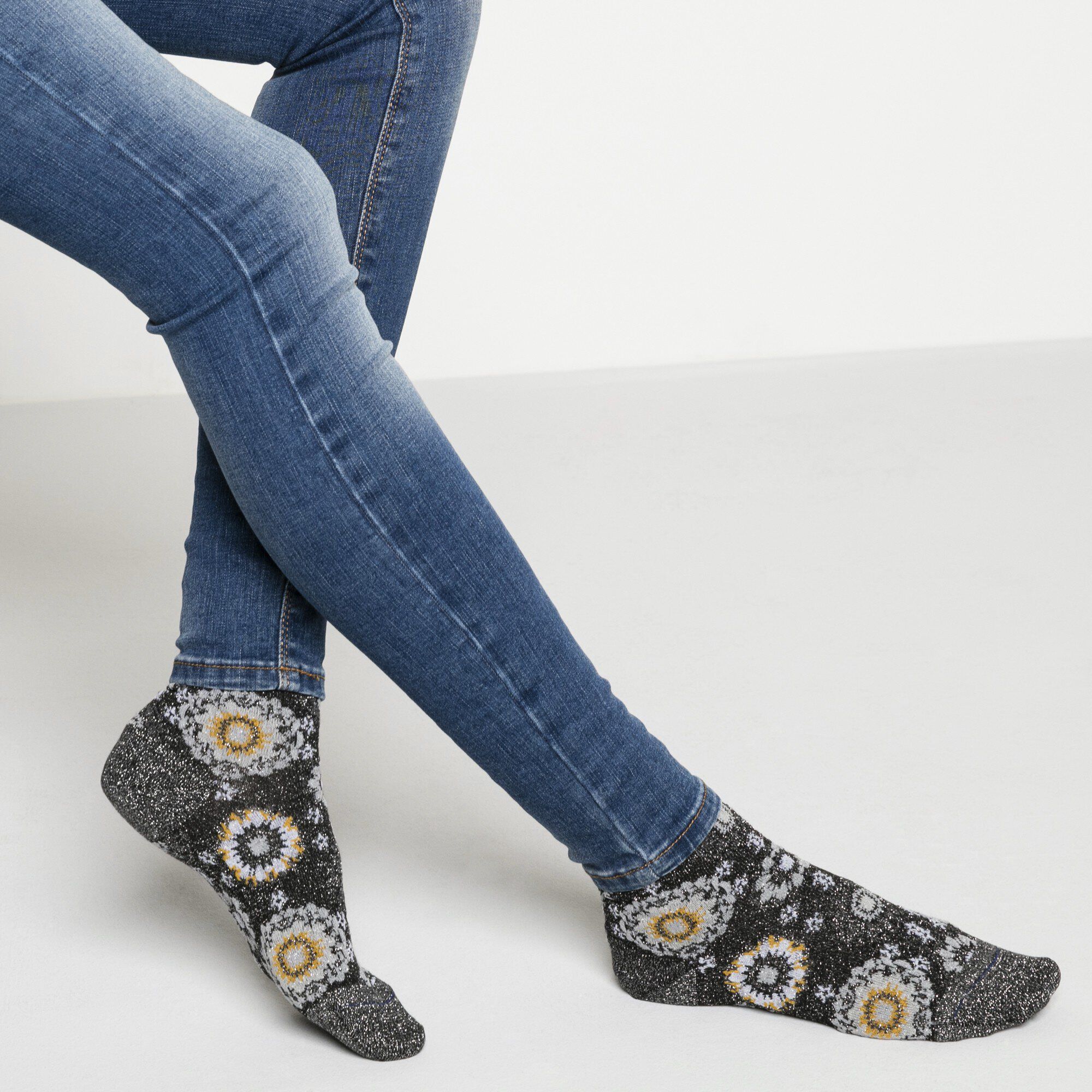 Cotton Bling Flowers Cotton/Polyamide/Lurex/Elastane Close-up with a female model