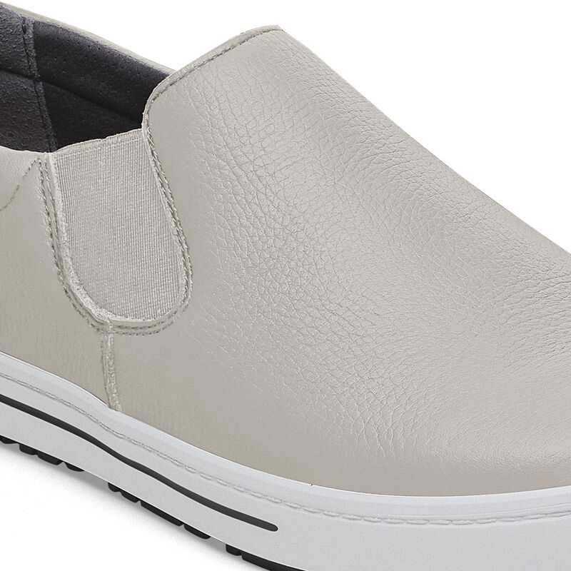 BIRKENSTOCK QO 400 Natural Leather Gray Daily Comfort detail