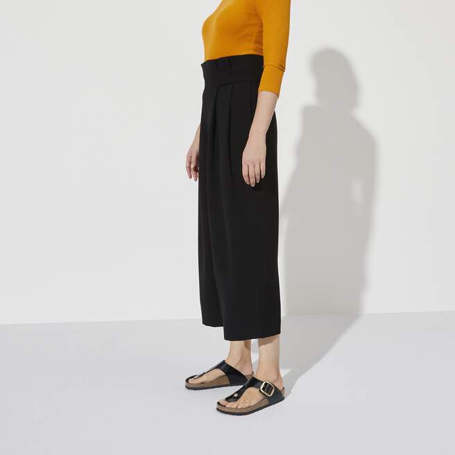 product photo 5 of 9
