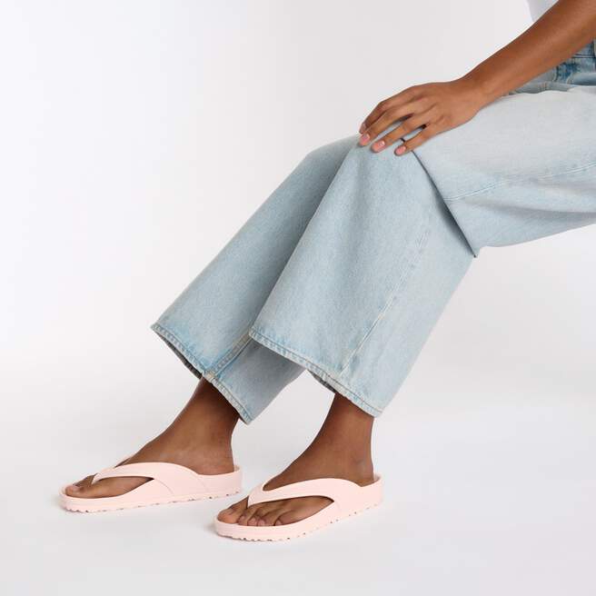 Honolulu Essentials EVA