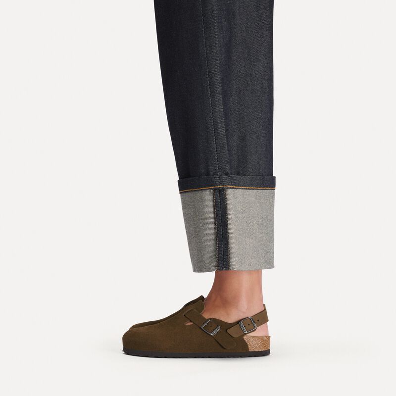 BIRKENSTOCK Tokio Suede Leather Carafe detail