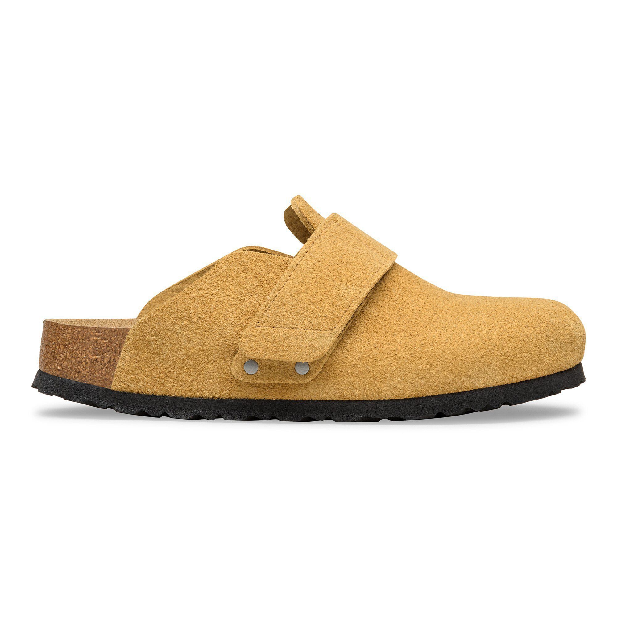 Loma Suede Leather - a side view