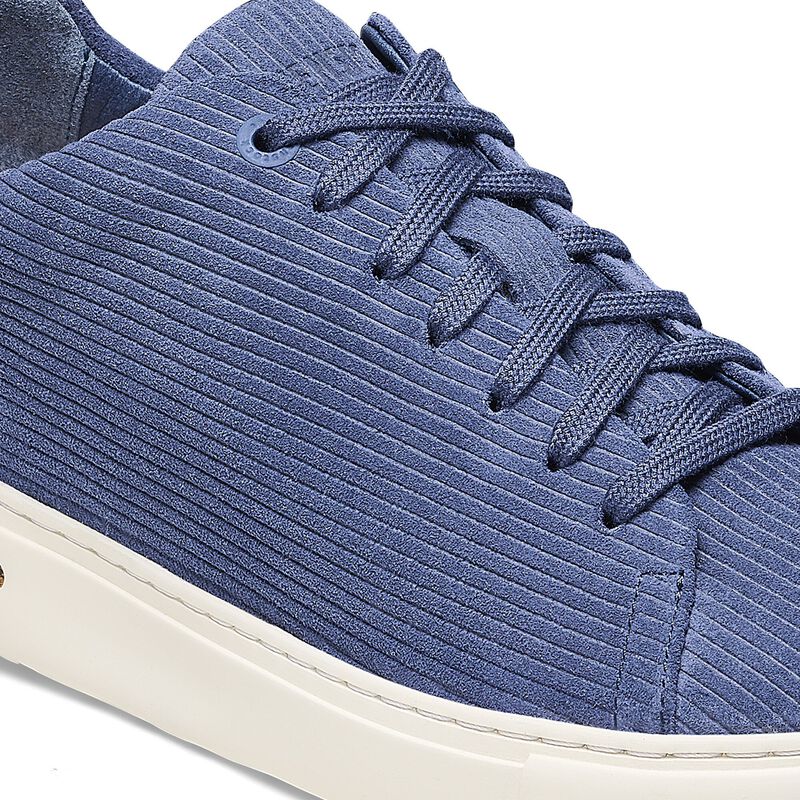 BIRKENSTOCK Bend Low Suede Leather Embossed Corduroy Indigo Lounge Fit detail