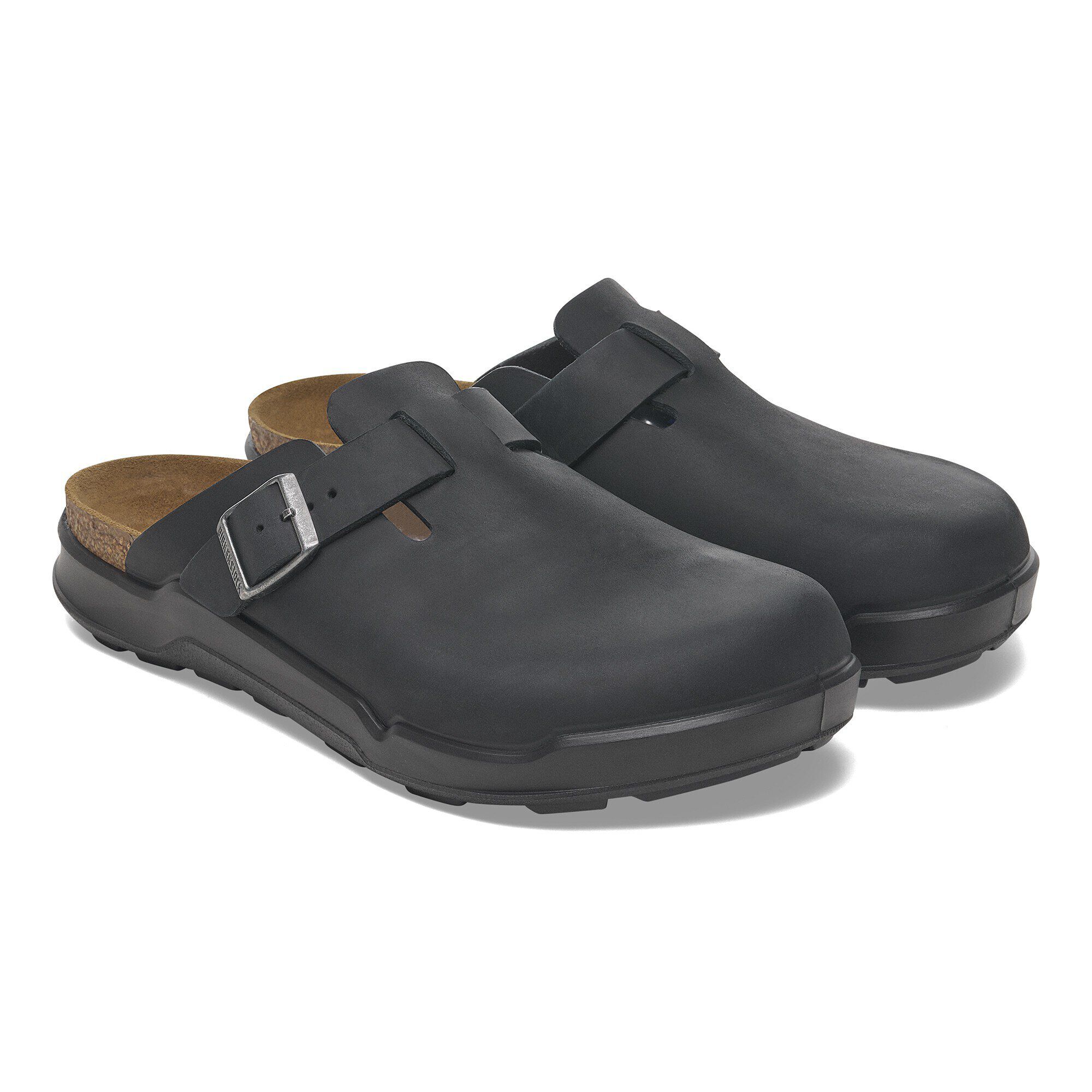 Boston Crosstown Oiled Leather in Color Black | BIRKENSTOCK US