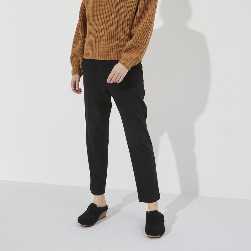 BIRKENSTOCK Fanny Teddy Fur Teddy Black City Comfort detail