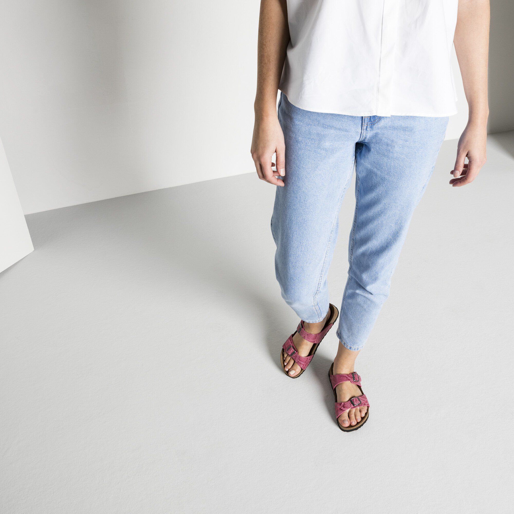 Sydney Nubuck Leather