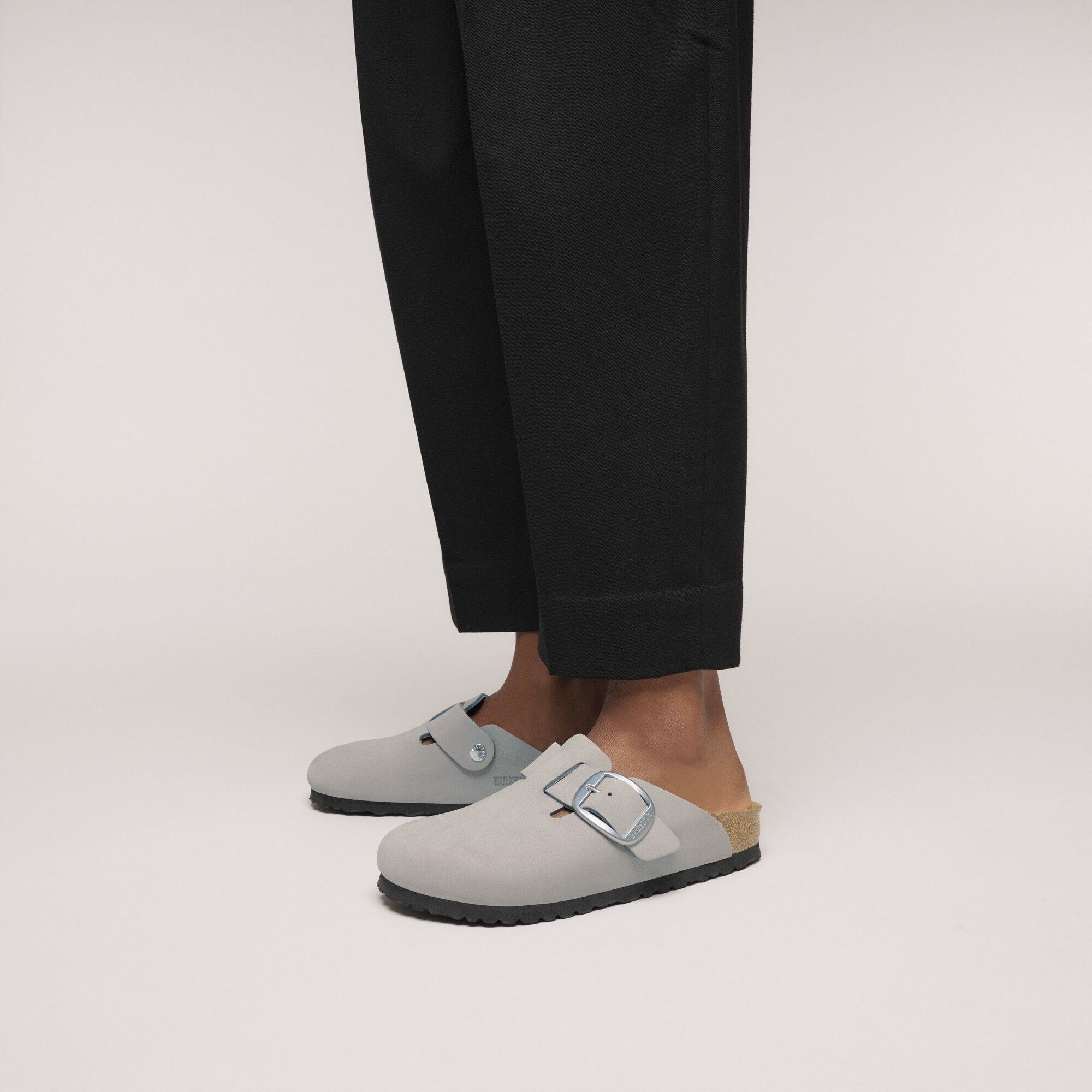 Boston Big Buckle Nubuck Leather