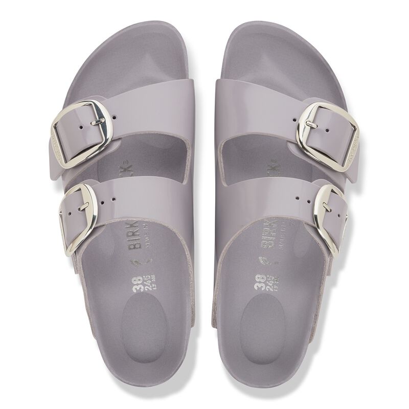 BIRKENSTOCK Arizona Big Buckle Natural Leather Patent High-Shine Lavender Sky Lounge Fit detail
