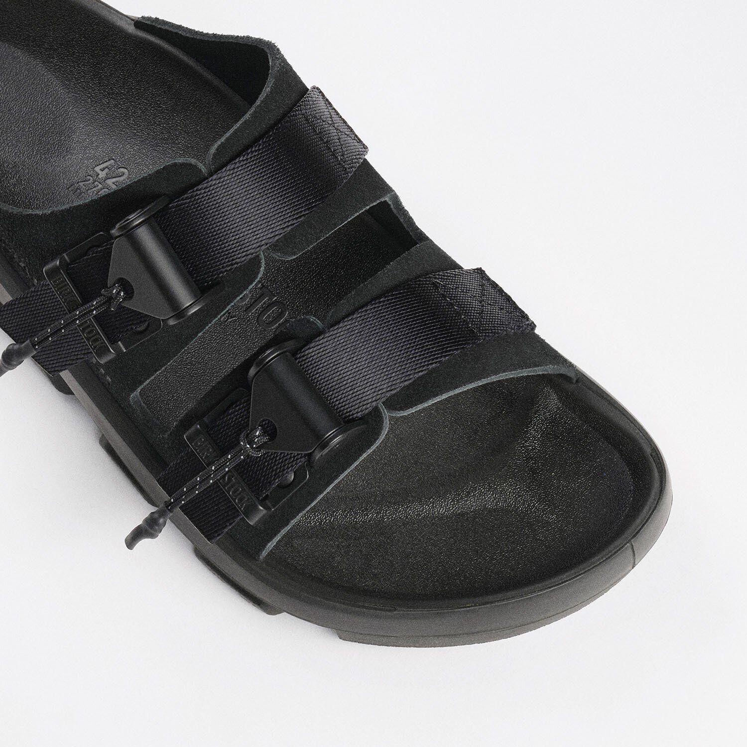 Mogami Terra Tech Nubuck Leather-Textile - a top view