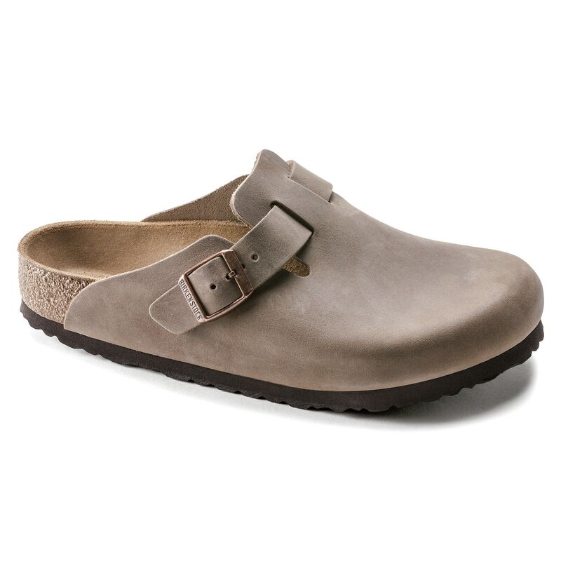 BIRKENSTOCK Boston Natural Leather Oiled Cognac Soft Sole detail