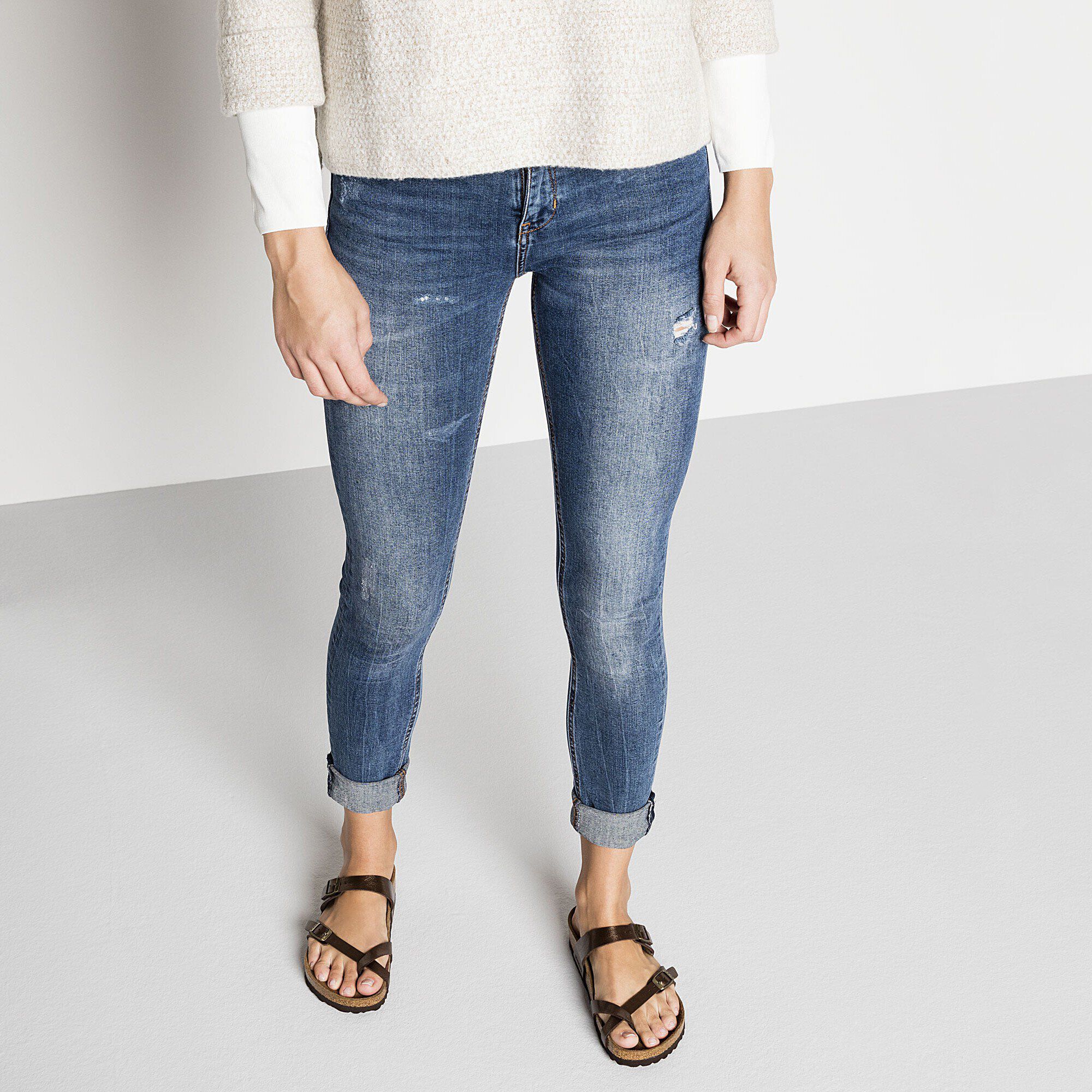 Mayari Birko-Flor with a female model