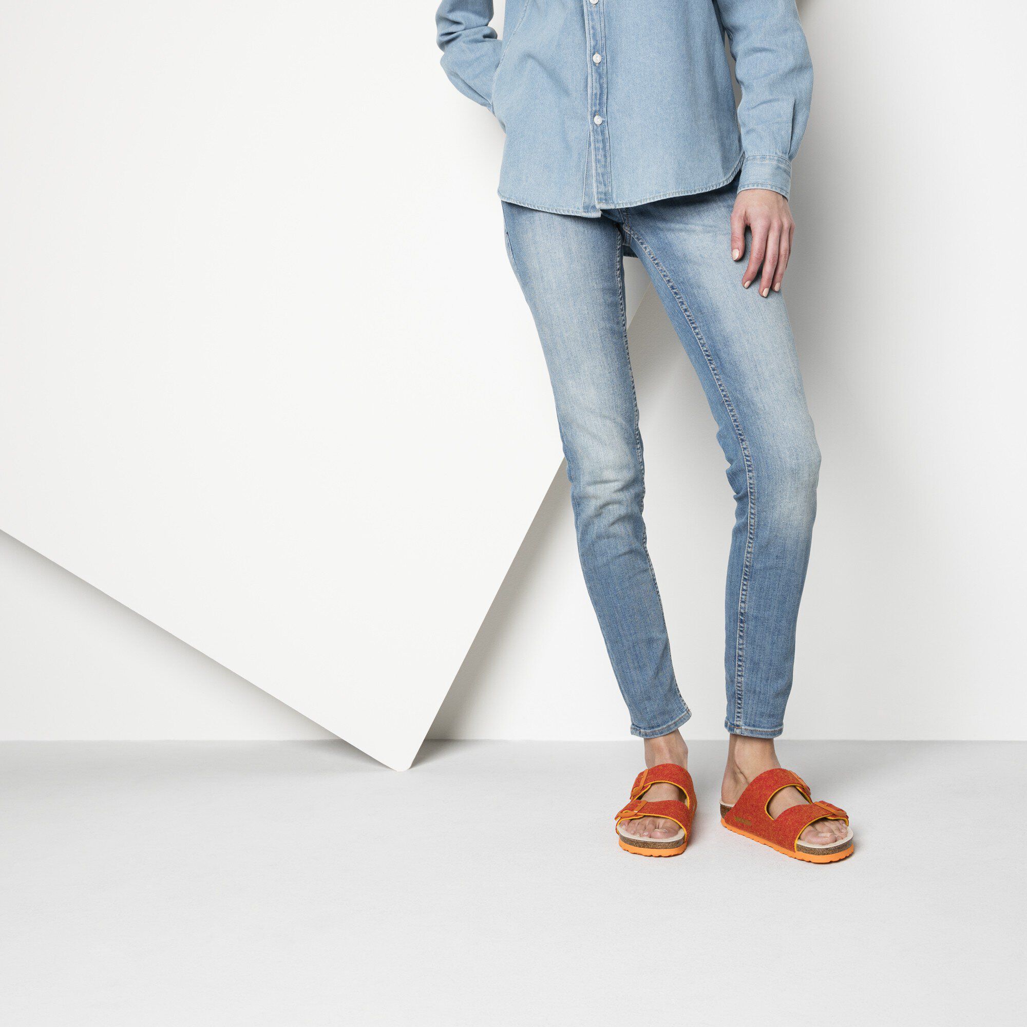 Arizona Wool Felt with a female model