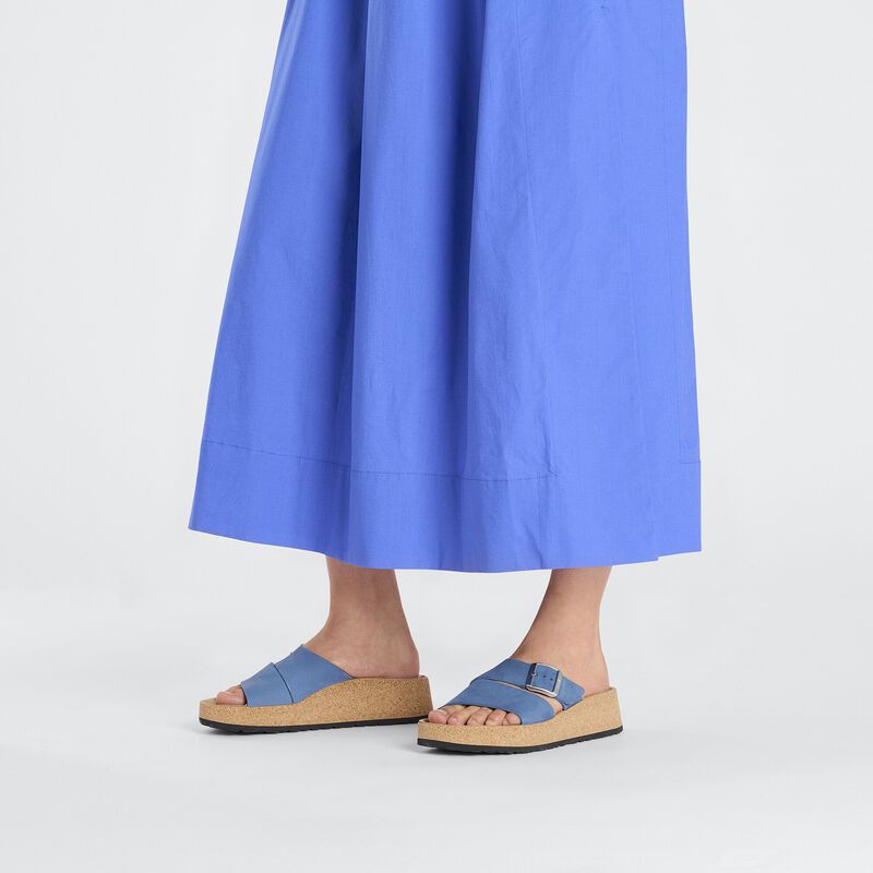 BIRKENSTOCK Almina Nubuck Leather Elemental Blue Trail Easy detail