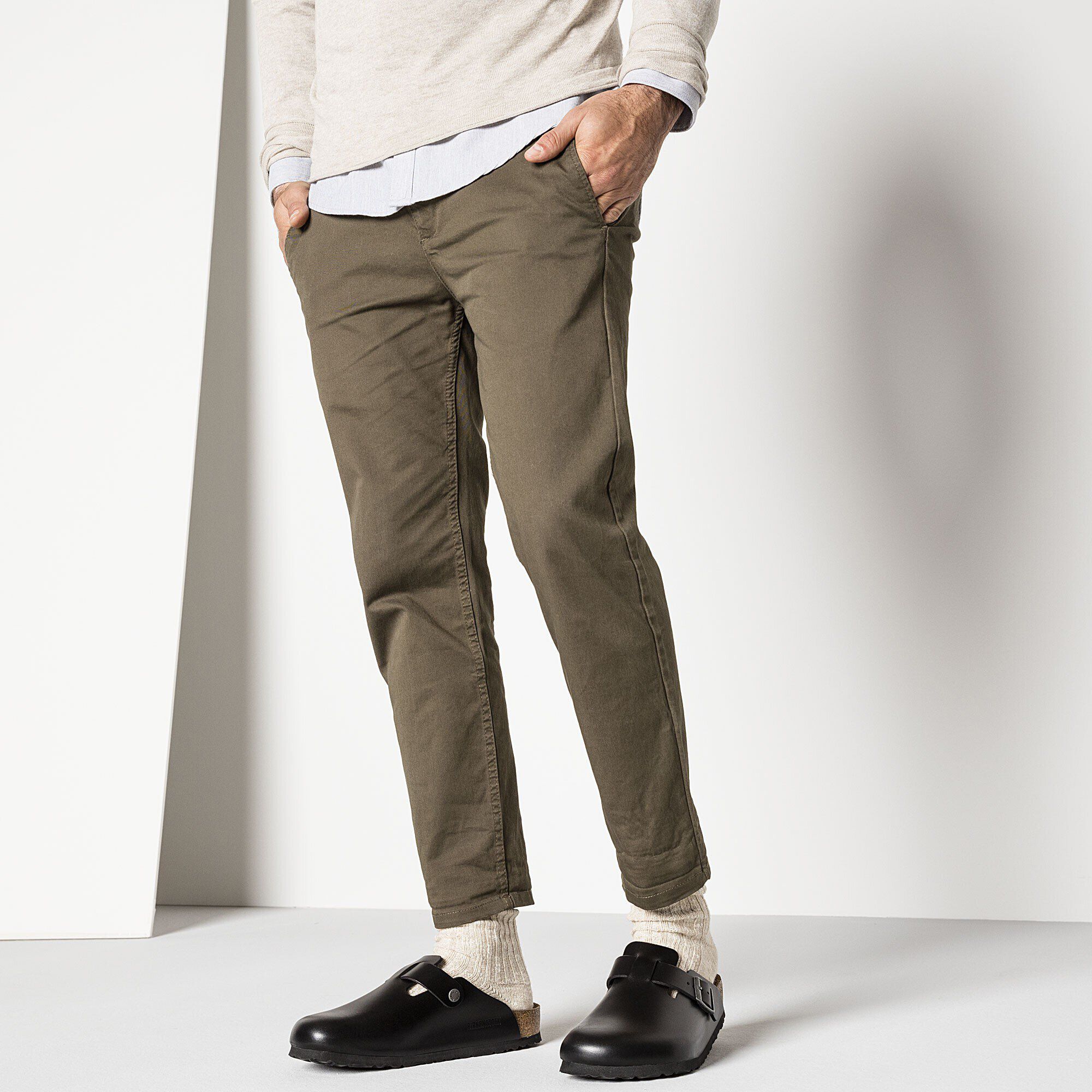 Boston Soft Footbed Smooth Leather Close-up with a male model