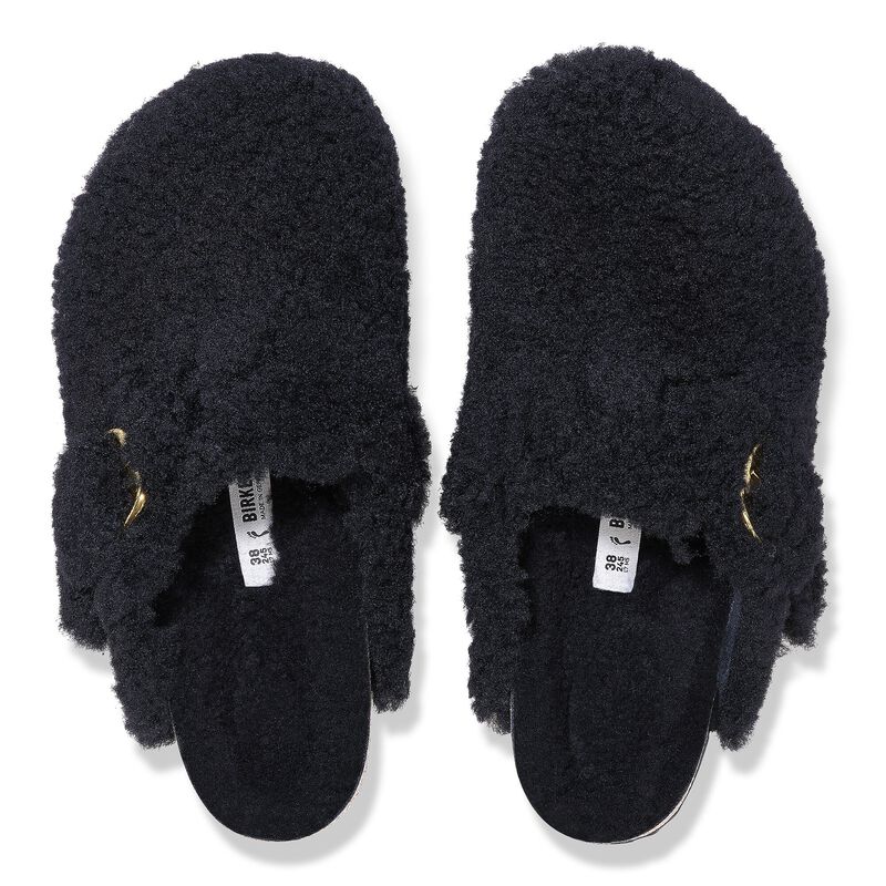 BIRKENSTOCK Boston Big Buckle Fur Black Gold Lounge Fit detail