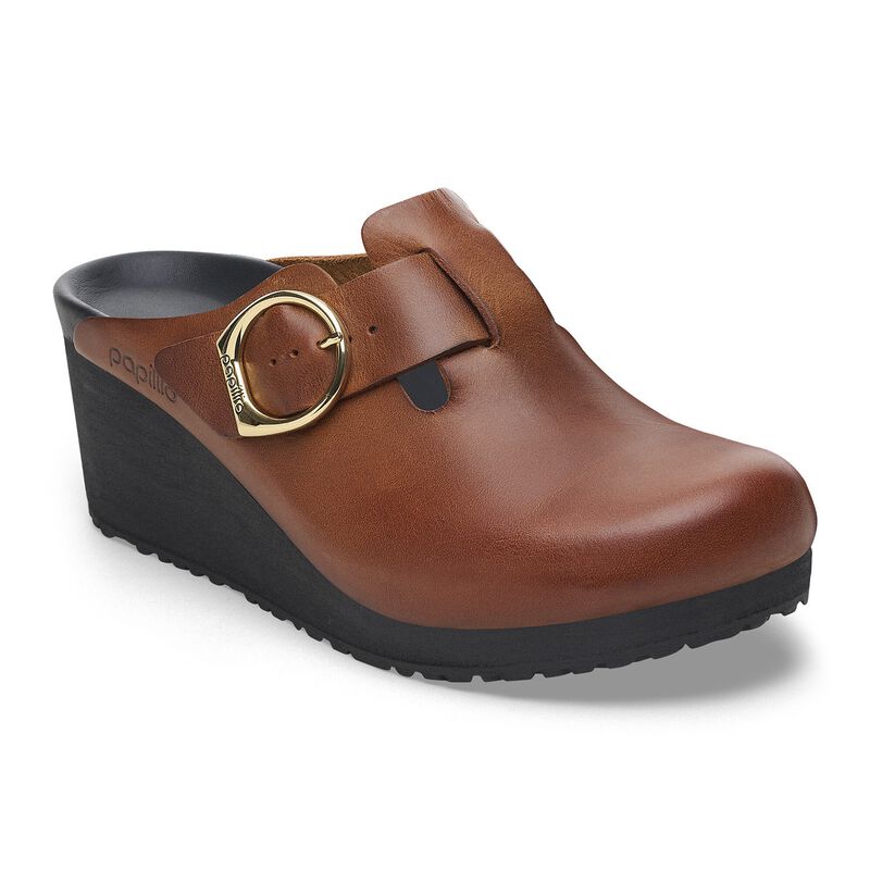 BIRKENSTOCK Fanny Leather Black/Black Easy Walk detail