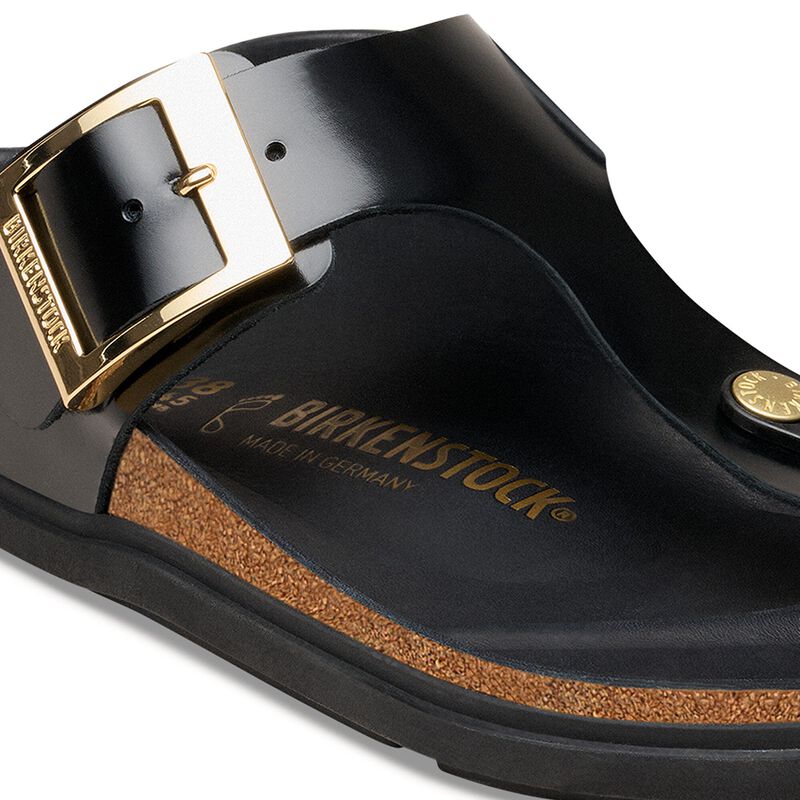 BIRKENSTOCK Gizeh Droplet Buckle Natural Leather Patent High Shine Black Soft Sole detail