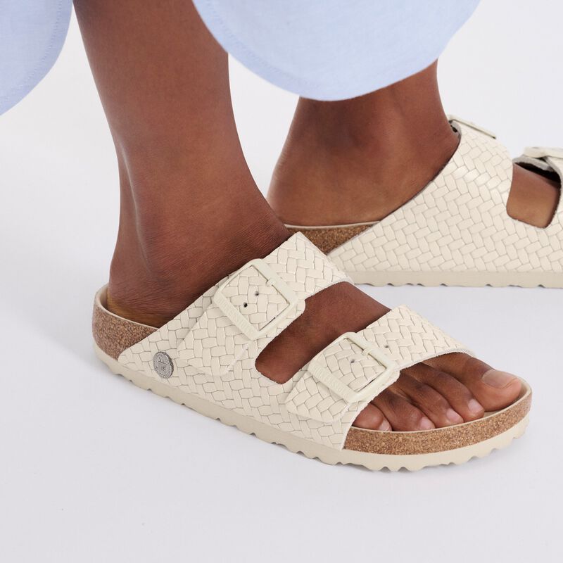 BIRKENSTOCK Arizona Rivet Logo Natural Leather Woven Embossed Ecru City Comfort detail