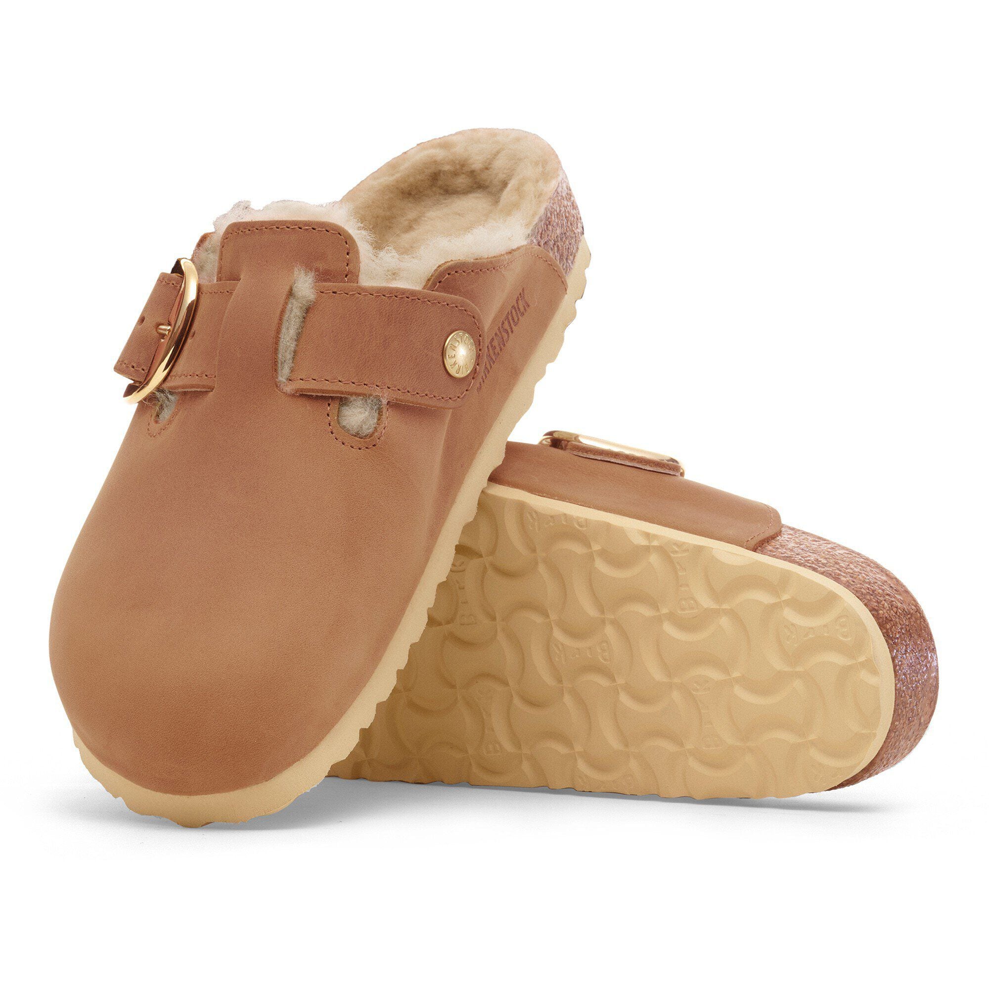 Boston Big Buckle Shearling Oiled Leather in Color Cognac